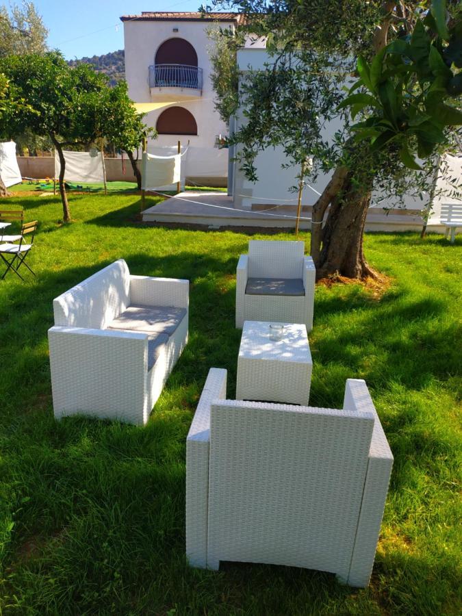 Villa Le Case Di Nettuno Mattinata Exterior foto